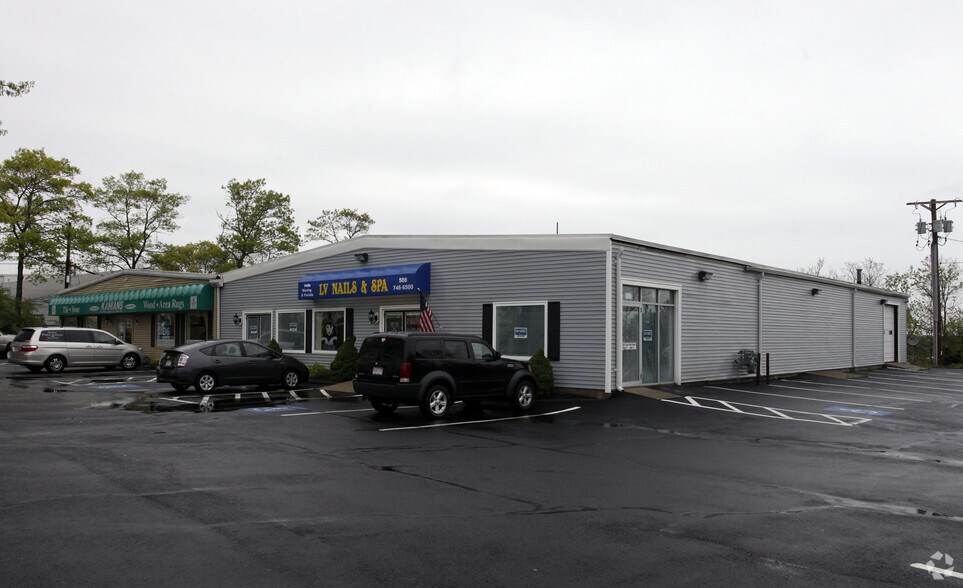 More Photos Of 96 Long Pond Rd, Plymouth Storefront For Sale