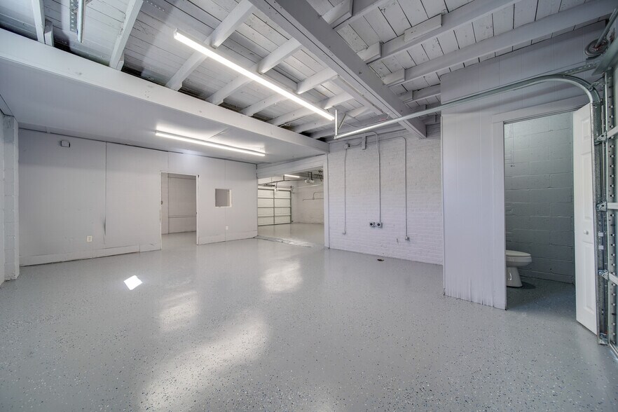 More Photos Of 239 Brookwood Ave NW, Concord Flex For Sale