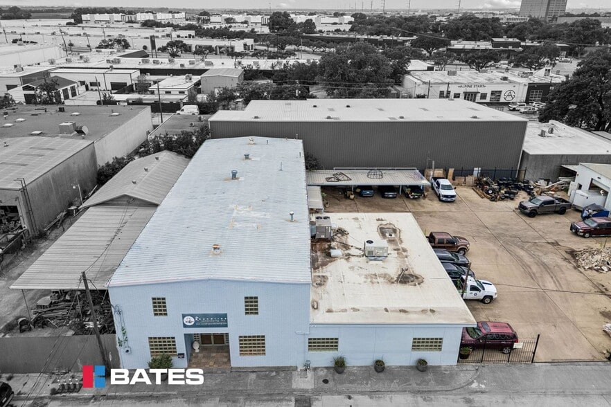 More Photos Of 4819 Vicksburg St, Dallas Showroom For Sale