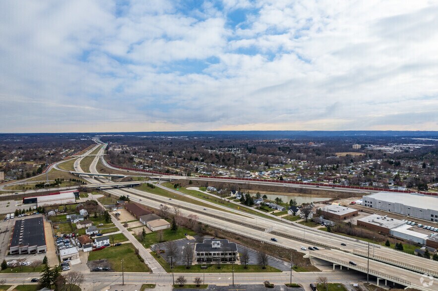 More Photos Of 24460 Aurora Rd, Bedford Heights Medical For Sale