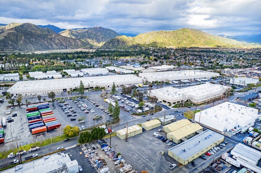 Primary Photo Of 975-985 W 8th St, Azusa Unknown For Lease