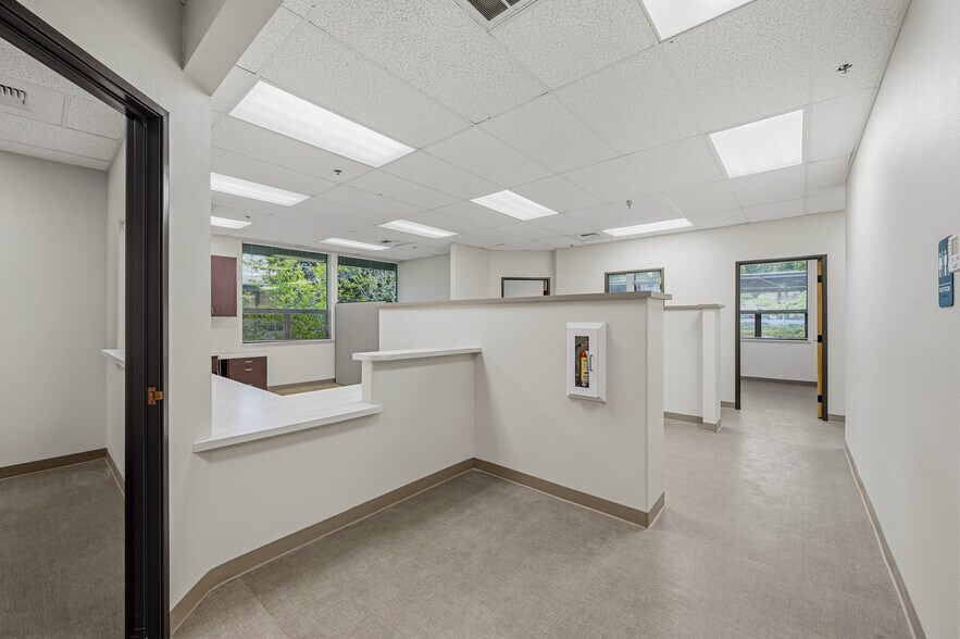 More Photos Of 300 Sierra College Dr, Grass Valley Medical For Sale