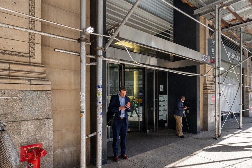 More Photos Of 333 Seventh Ave, New York Office For Lease