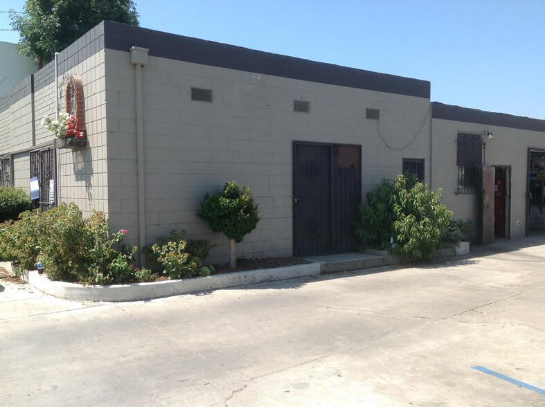 More Photos Of 8299-8305 Allport Ave, Santa Fe Springs Manufacturing For Lease