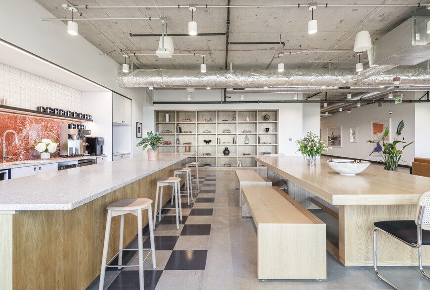 More Photos Of 3120 139th Ave SE, Bellevue Office For Lease