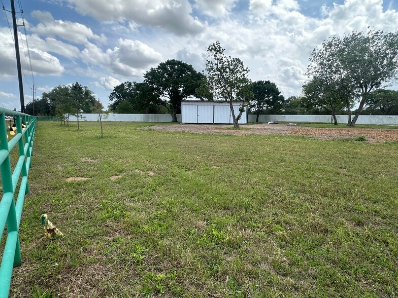 More Photos Of 2424 FM 359 Rd S, Brookshire Industrial For Lease