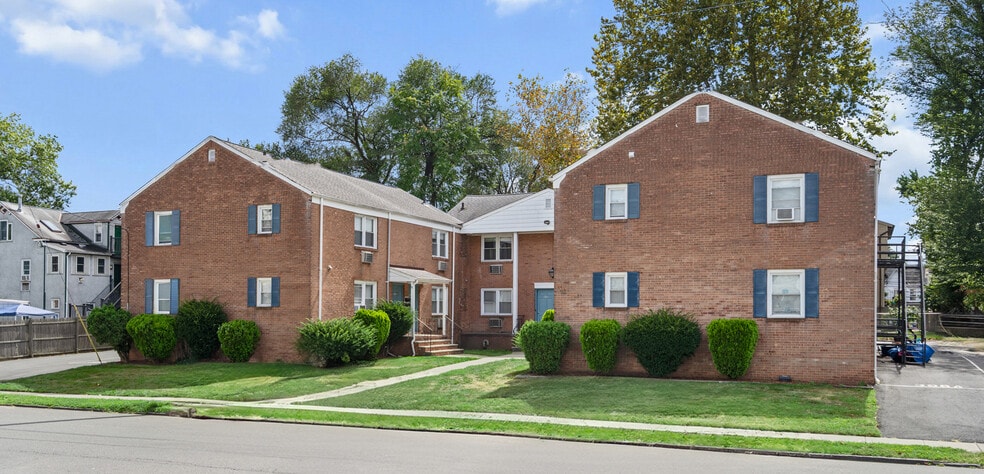 Primary Photo Of 388 Union St, Rahway Apartments For Sale