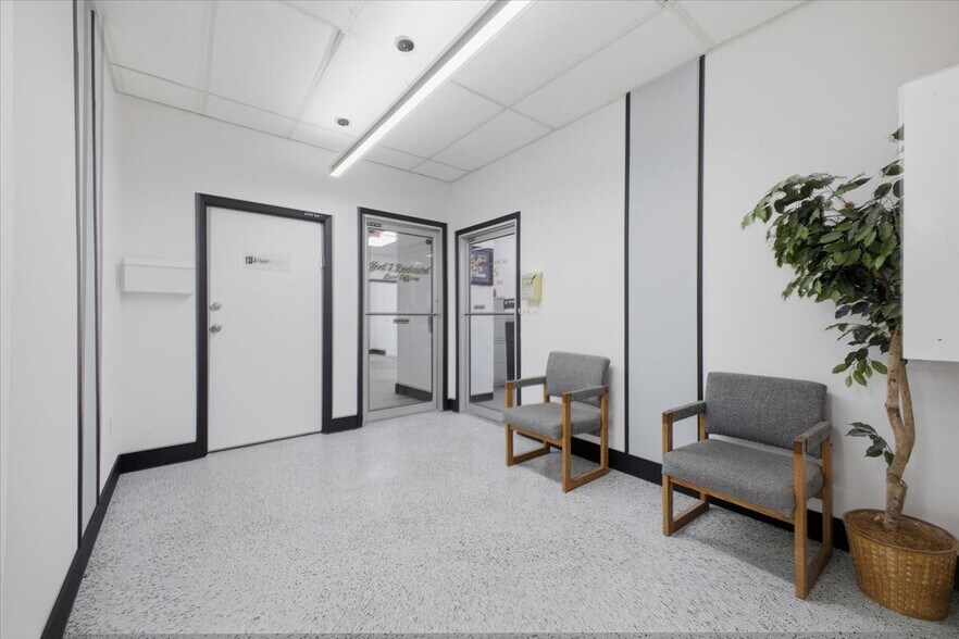 More Photos Of 99 Morris Ave, Springfield Office For Lease