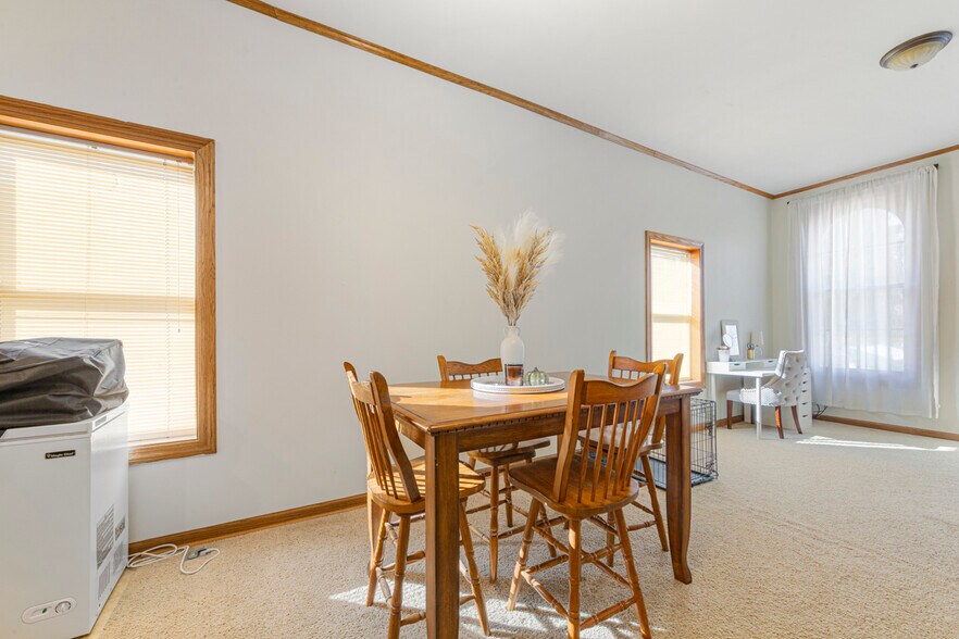 More Photos Of 305 Main St, Henderson Storefront Retail Residential For Sale