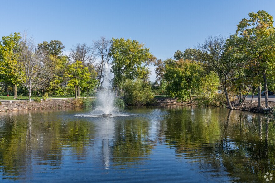 More Photos Of 700 Twelve Oaks Center Dr, Wayzata Office For Lease