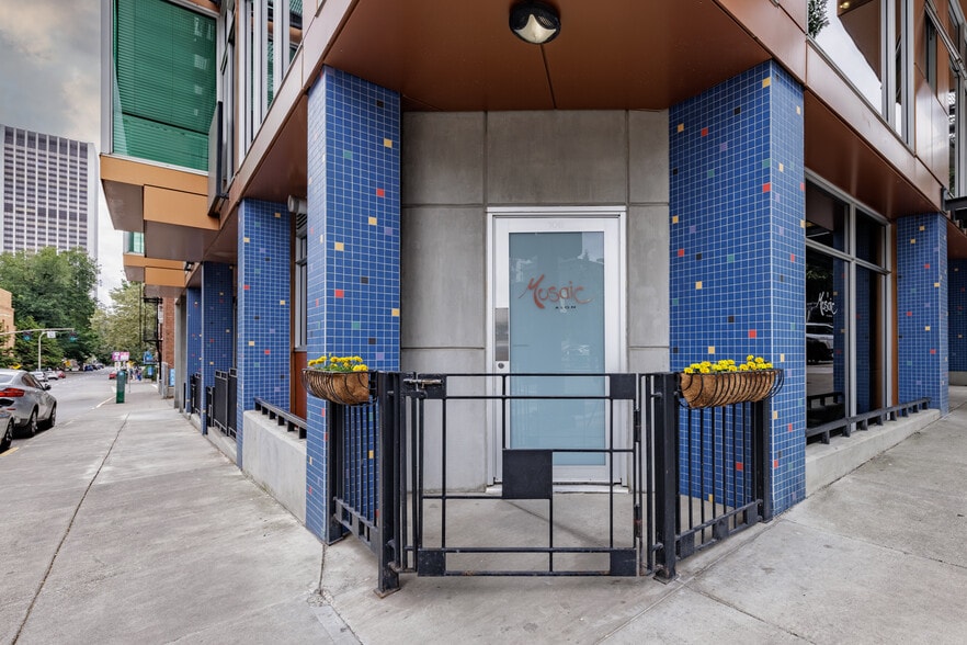 More Photos Of 1410 SW 11th Ave, Portland Apartments For Sale