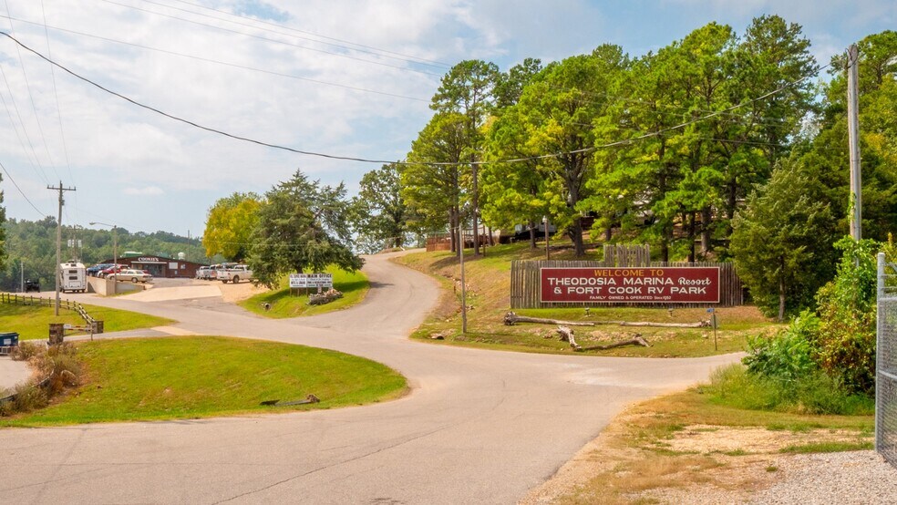 More Photos Of 509 LB Cook Memorial Dr, Theodosia Hotel For Sale