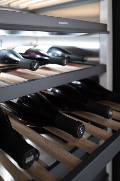 More Photos Of 13880 Wireless Way, Richmond Warehouse For Sale