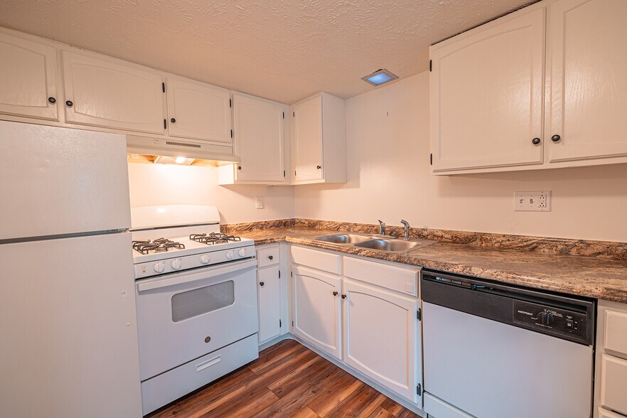 More Photos Of 545 Goucher St, Johnstown Apartments For Sale