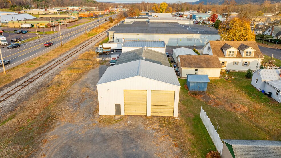 More Photos Of 680 Oak St, Bloomsburg Warehouse For Sale