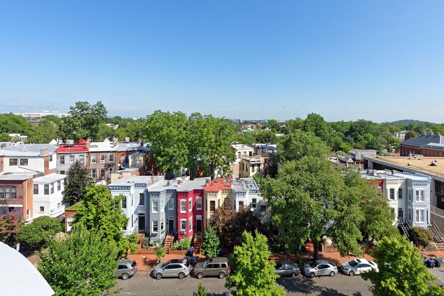 More Photos Of 600 Pennsylvania Ave SE, Washington Office For Lease