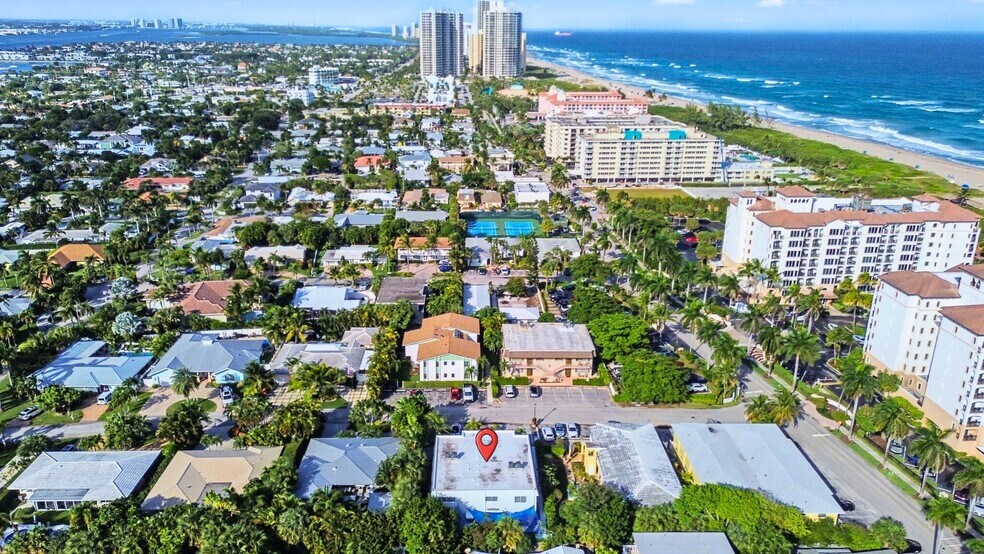 More Photos Of 112 Claremont Ln, Palm Beach Shores Apartments For Sale