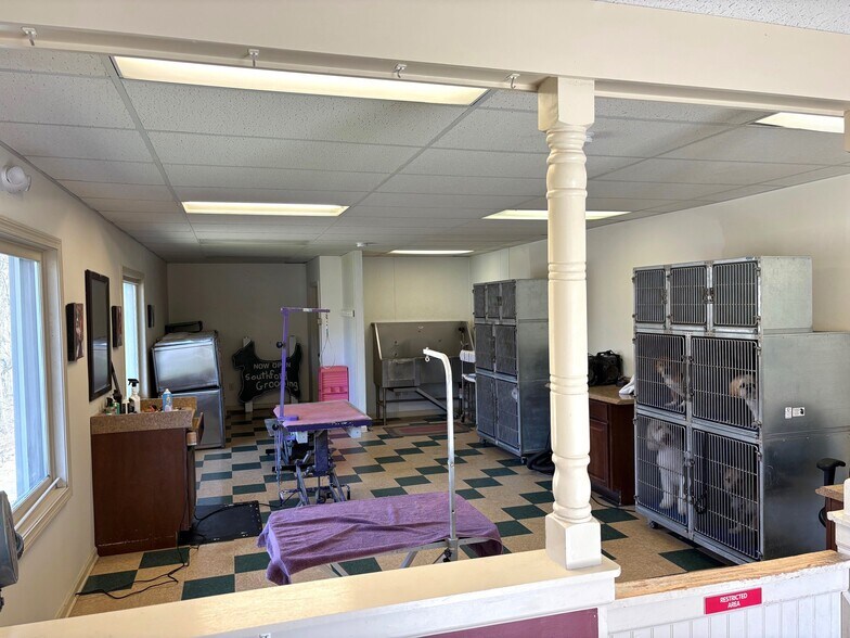 More Photos Of 1369 Southford Rd, Southbury General Retail For Sale