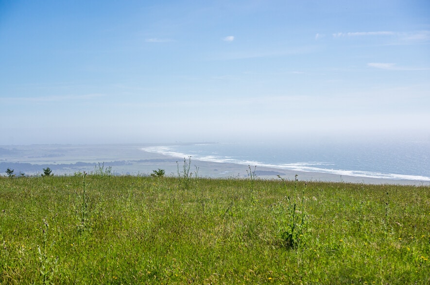 More Photos Of 16401 South Highway 1, Manchester Land For Sale