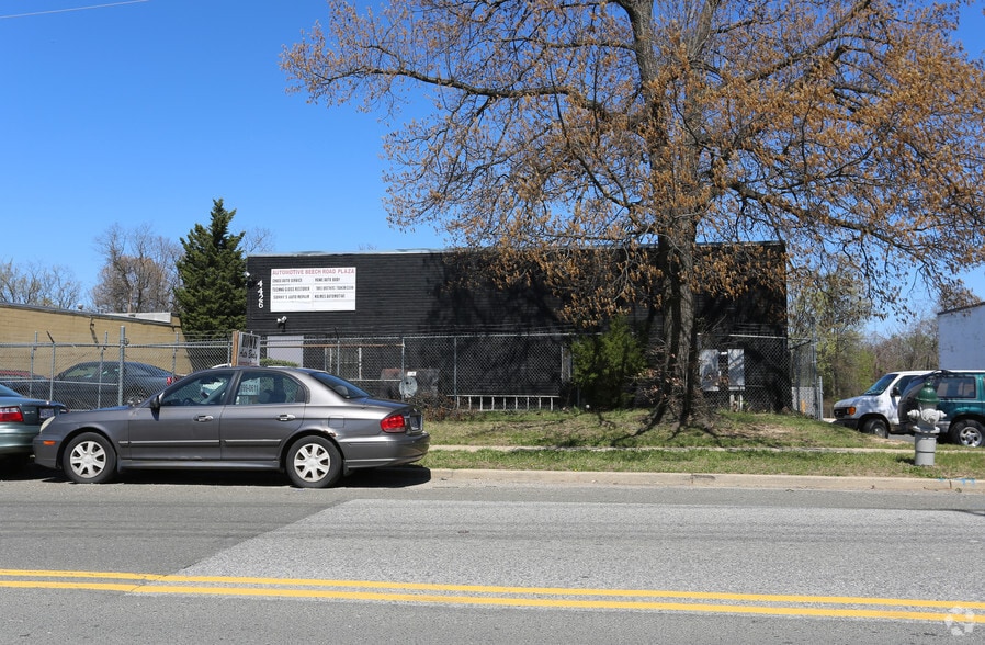 More Photos Of 4426 Beech Rd, Temple Hills Service For Lease