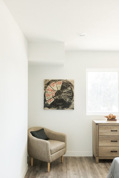 More Photos Of 14827 W Victory Blvd, Van Nuys Apartments For Sale