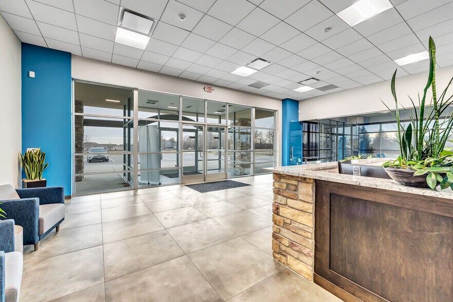 More Photos Of 3450 Packerland Dr, De Pere Medical For Lease
