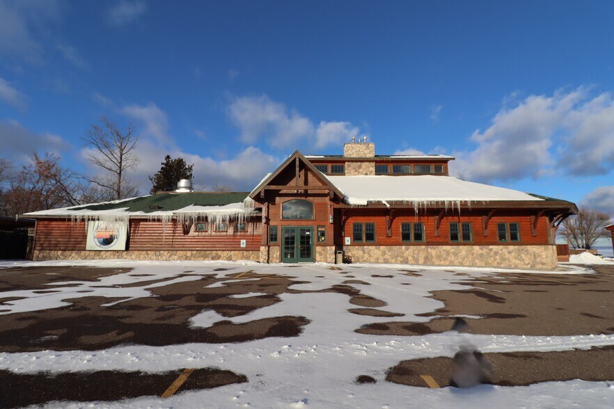 More Photos Of 30580 Hwy 2, Ashland General Retail For Lease