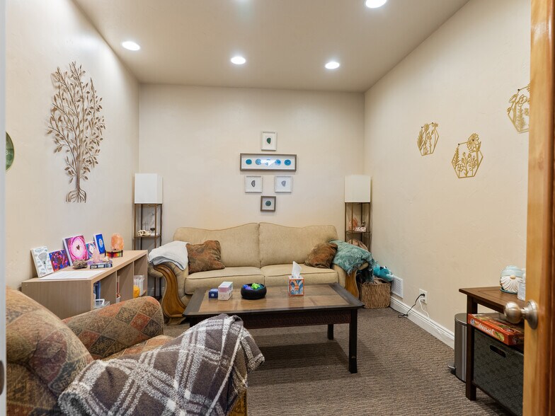 More Photos Of 65 Commons Way, Kalispell Office For Sale
