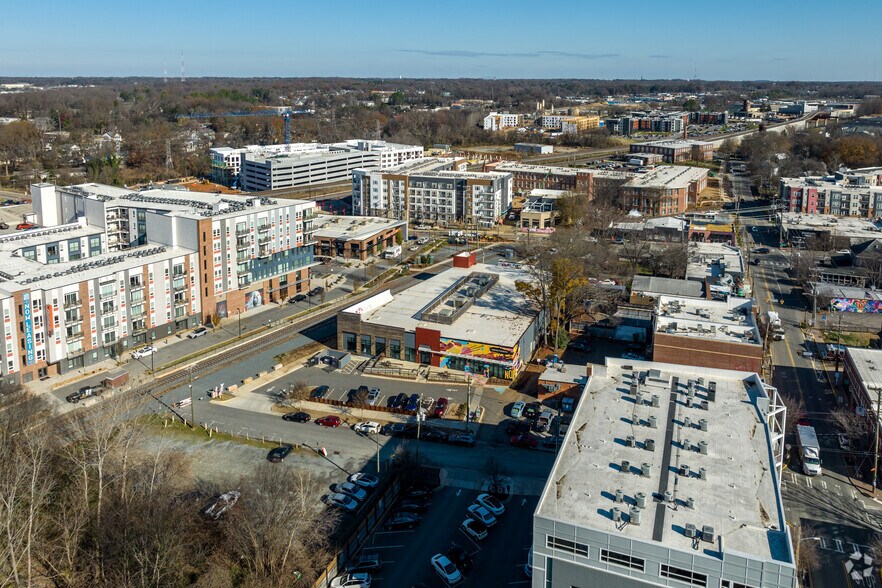 More Photos Of 436 E 36th St, Charlotte Coworking Space
