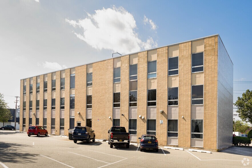 More Photos Of 55 Jericho Tpke, Jericho Office For Lease