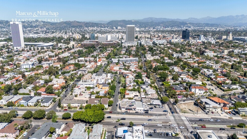 More Photos Of 5613-5617 San Vicente Blvd, Los Angeles Storefront For Sale