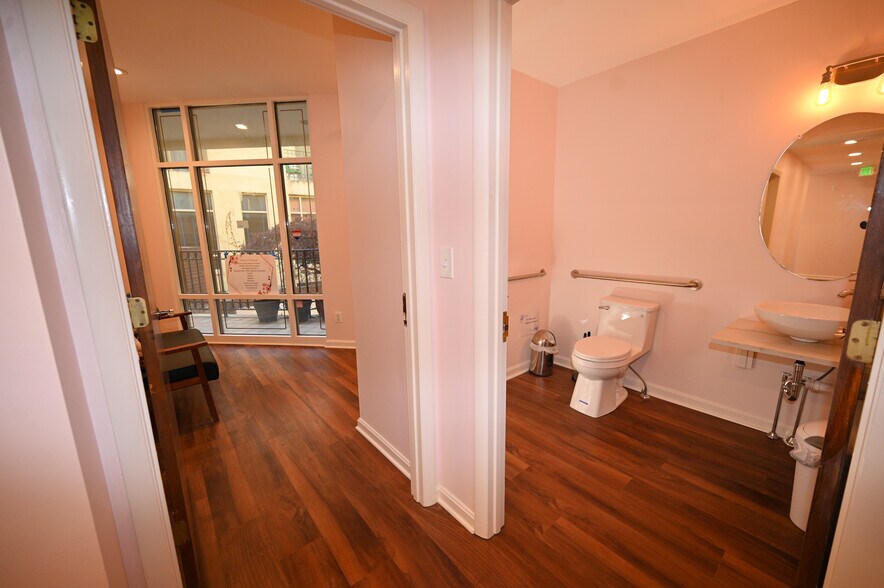 More Photos Of 723 S Charles St, Baltimore Office Residential For Sale