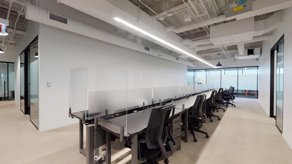 More Photos Of 1 Mid America Plz, Oakbrook Terrace Office For Lease