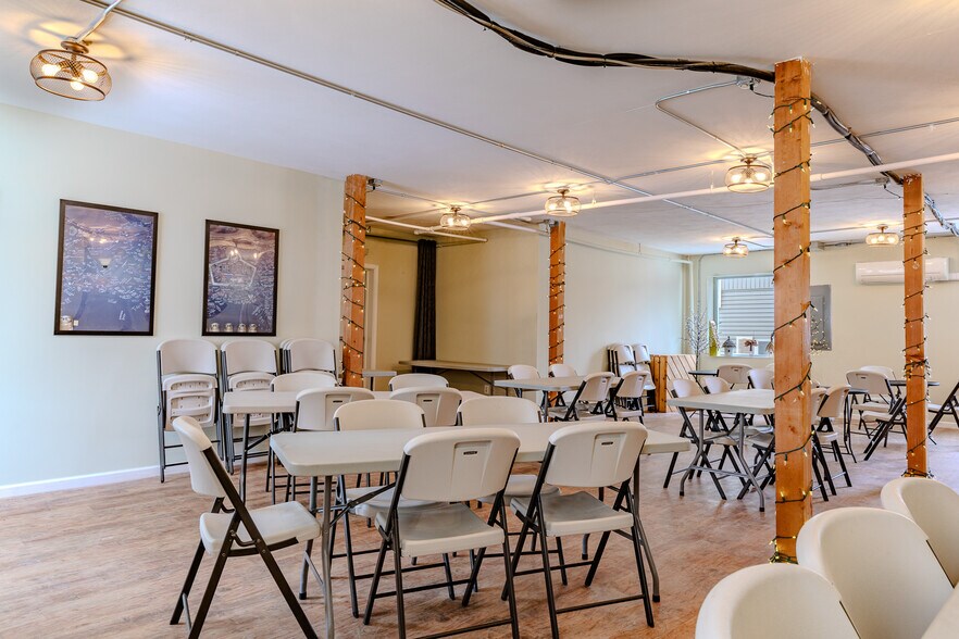 More Photos Of 315 E Seneca St, Manlius General Retail For Sale