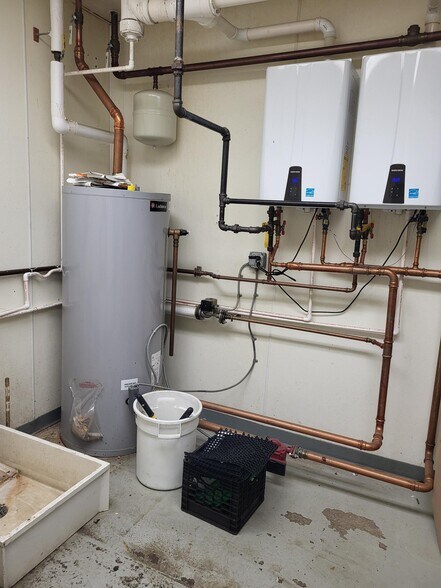 More Photos Of 3500 St Clair Ave, Cleveland Flex For Lease