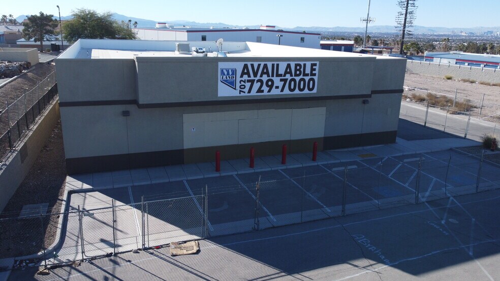 Primary Photo Of 6665 E Lake Mead Blvd, Las Vegas General Retail For Lease