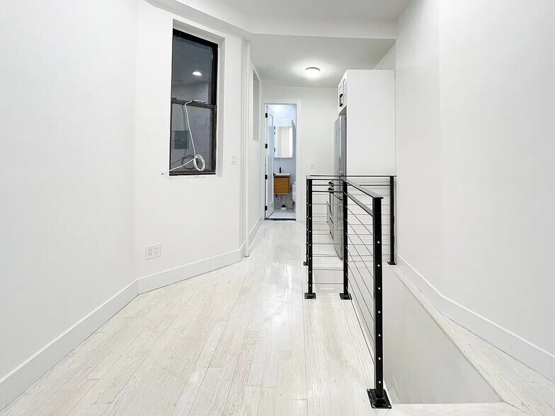 More Photos Of 750 Washington Ave, Brooklyn Apartments For Sale