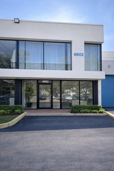 Primary Photo Of 6900-6914 NW 50th St, Miami Warehouse For Lease