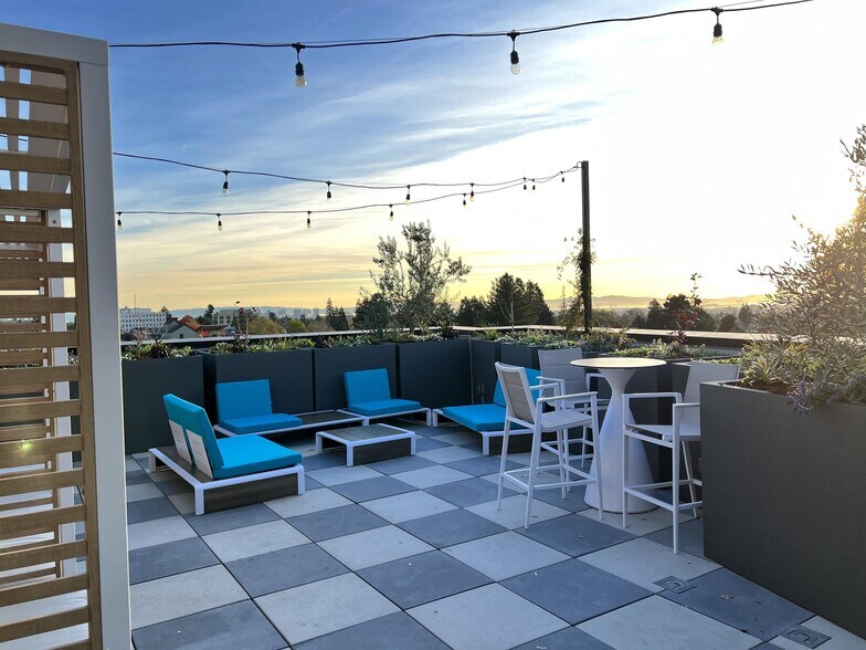 More Photos Of 2556 Telegraph Ave, Berkeley Apartments For Sale