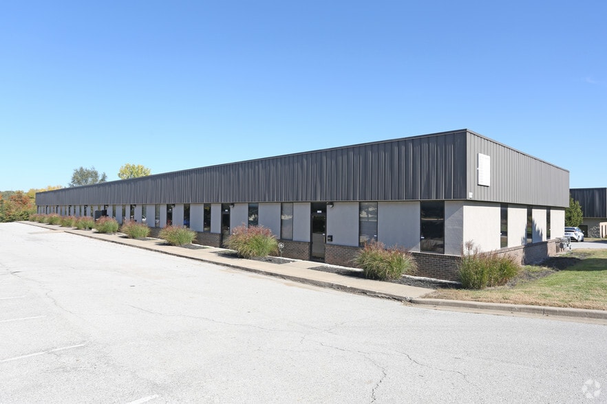 Primary Photo Of 4310-4346 E 142nd St, Grandview Warehouse For Lease
