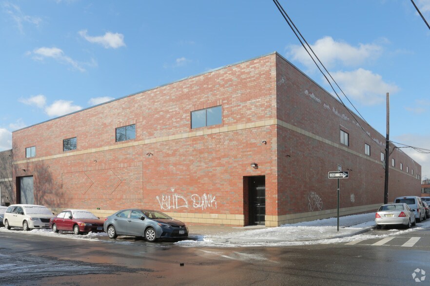 More Photos Of 57-45 Rust St, Maspeth Warehouse For Sale