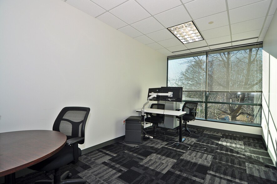 More Photos Of 1892 Preston White Dr, Reston Medical For Lease