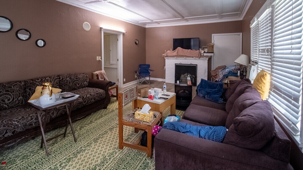 More Photos Of 707 E Center St, Rochester Apartments For Sale