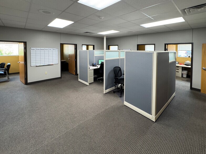 More Photos Of 559 U.S. 10, Saint Cloud Auto Dealership For Sale