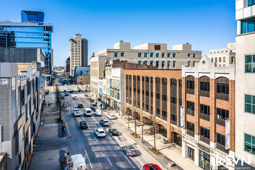 More Photos Of 155 E Main St, Lexington Office For Lease