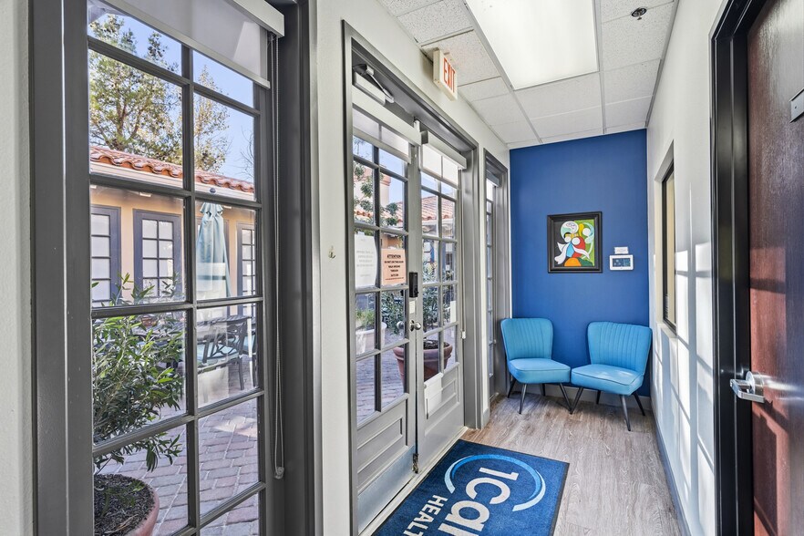 More Photos Of 3087 E Warm Springs Rd, Las Vegas Office For Sale