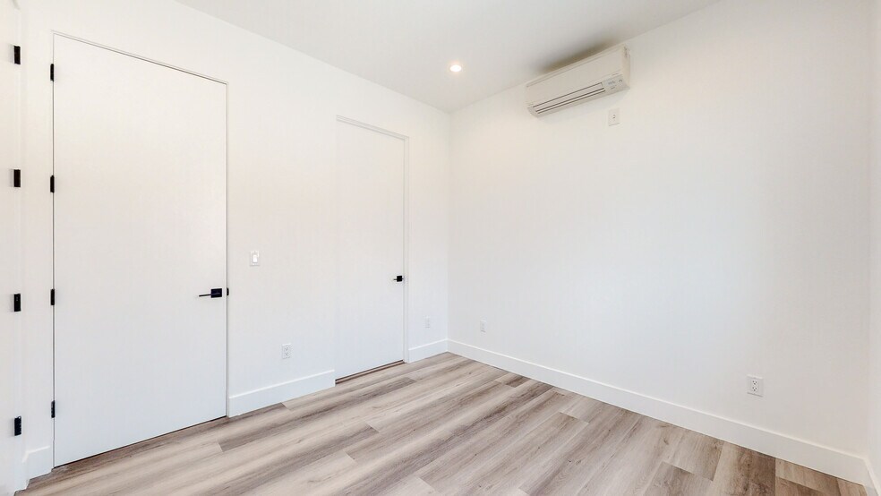 More Photos Of 525 N Normandie Ave, Los Angeles Apartments For Sale