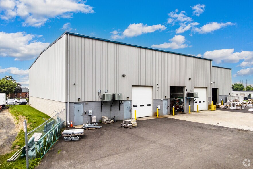 More Photos Of 480 State Rd, Bensalem Light Manufacturing For Lease