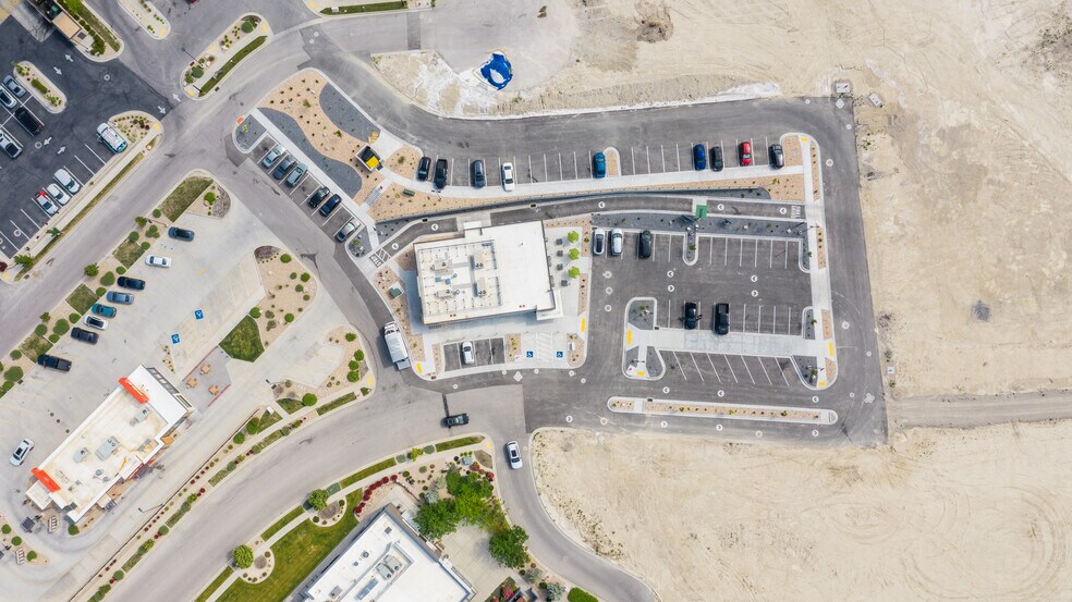 More Photos Of 2204 Hudson Ave, Lehi Restaurant For Sale