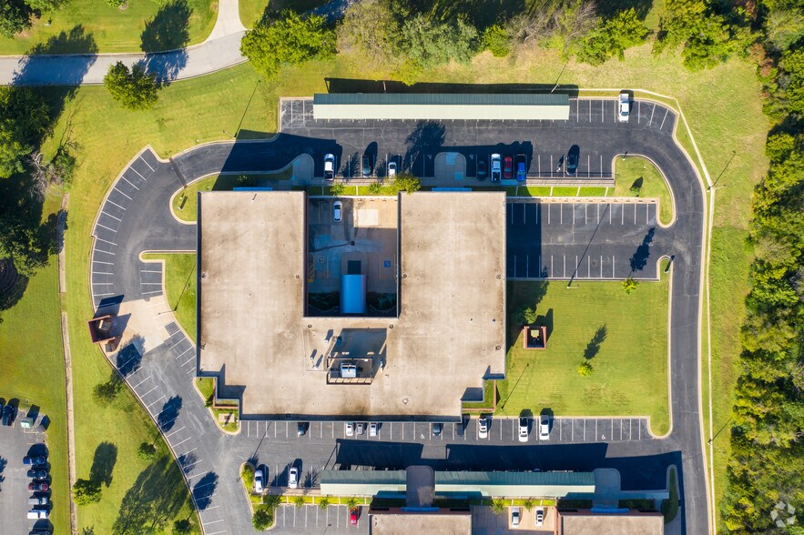 More Photos Of 6666 S Sheridan Rd, Tulsa Coworking Space